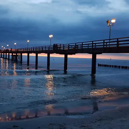 Admiralssuite - Exklusive 5-sterne-ferienwohnung Mit Westbalkon In Der Seefahrtsschule * 欧巴德伍斯图