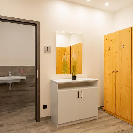 公寓 Admiralssuite - Exklusive 5-sterne-ferienwohnung Mit Westbalkon In Der Seefahrtsschule