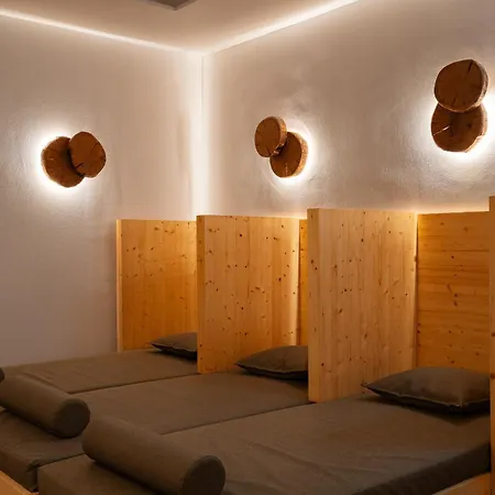 Apartment Admiralssuite - Exklusive 5-sterne-ferienwohnung Mit Westbalkon In Der Seefahrtsschule *