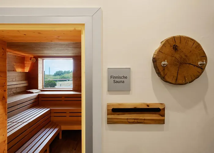 Appartement Admiralssuite - Exklusive 5-sterne-ferienwohnung Mit Westbalkon In Der Seefahrtsschule